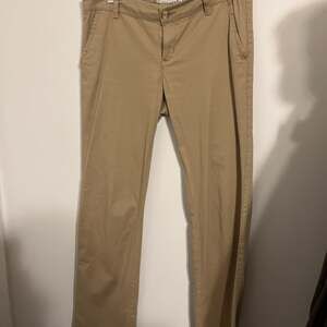 Aeropostale Pants Womens 11/12 long Brown Tan Beige Twill Stretch straight leg